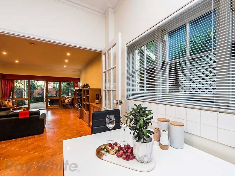 106 St Leonards Avenue, West Leederville WA 6007