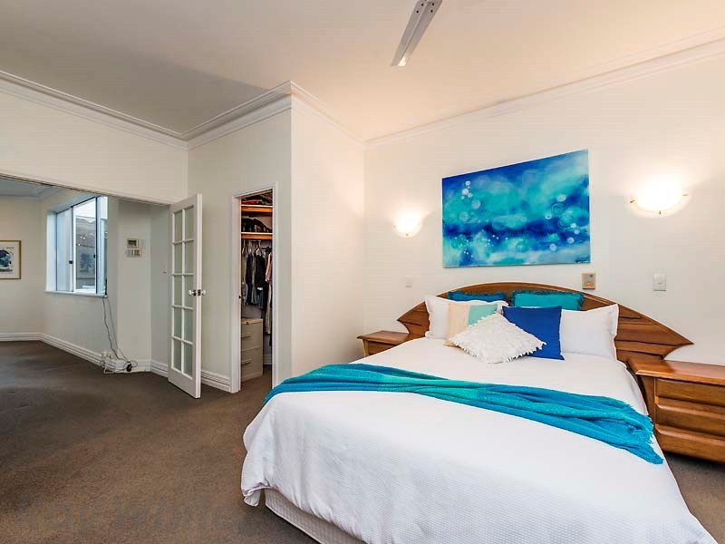 106 St Leonards Avenue, West Leederville WA 6007