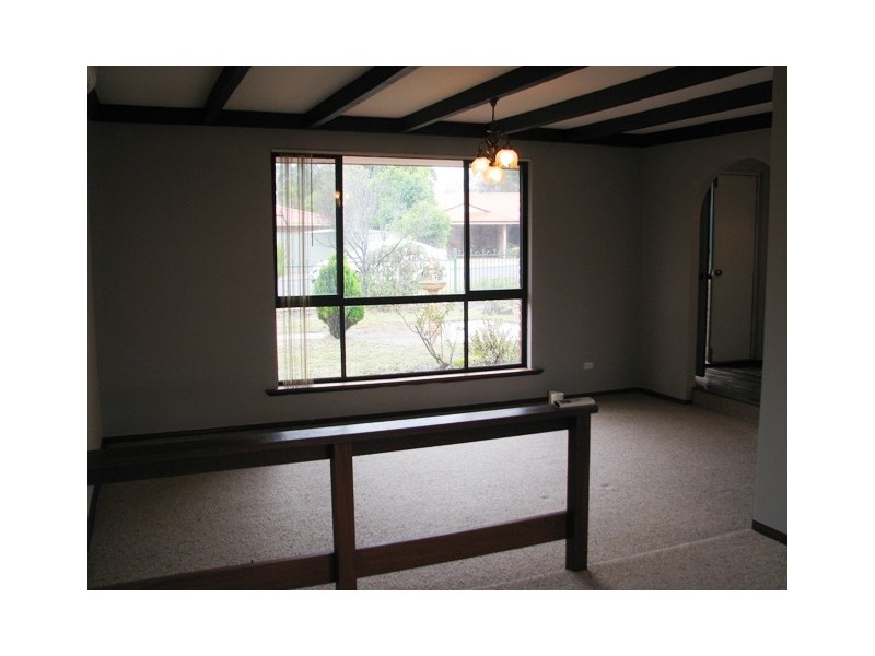 1 Empen Court, Leeming WA 6149