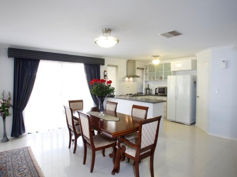 42 White Gum Drive, Jane Brook WA 6056