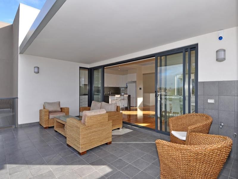 21b Tuart Street, Yokine WA 6060