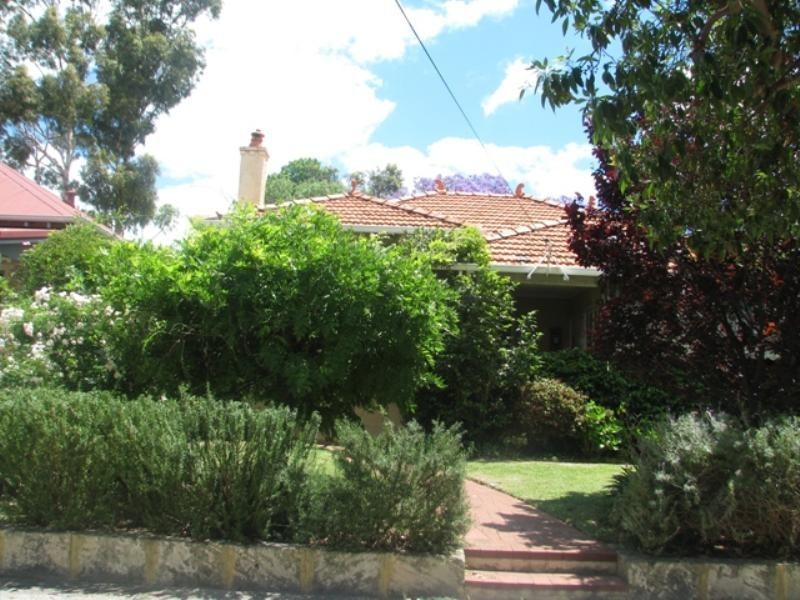 15 Leura Street, Nedlands WA 6009