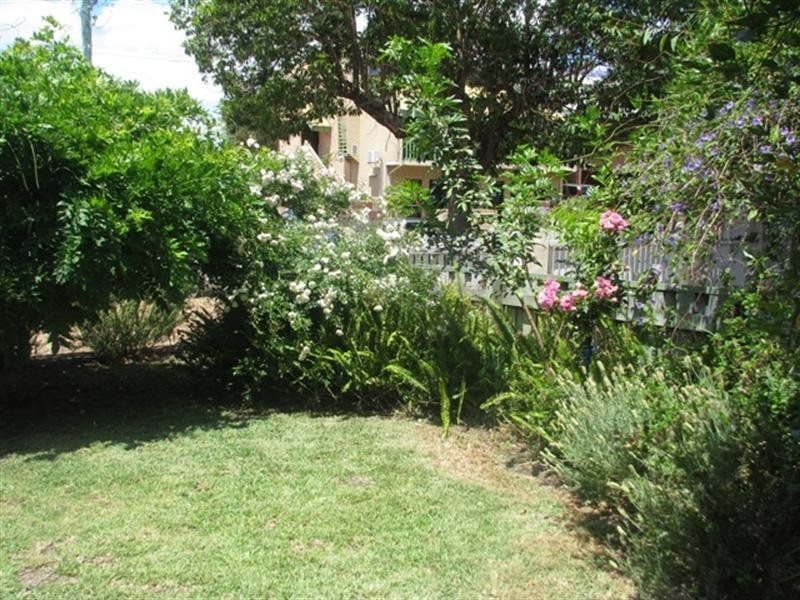 15 Leura Street, Nedlands WA 6009