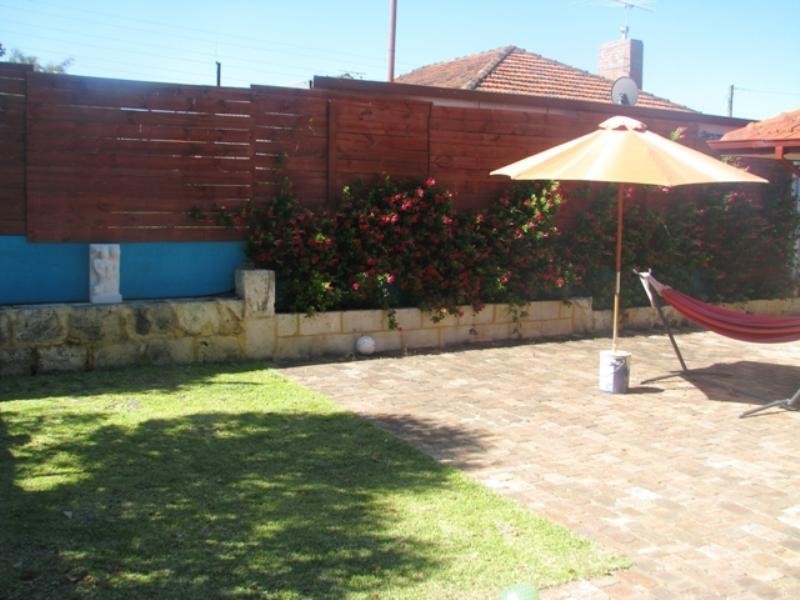 11 Prospero Crescent, Coolbellup WA 6163