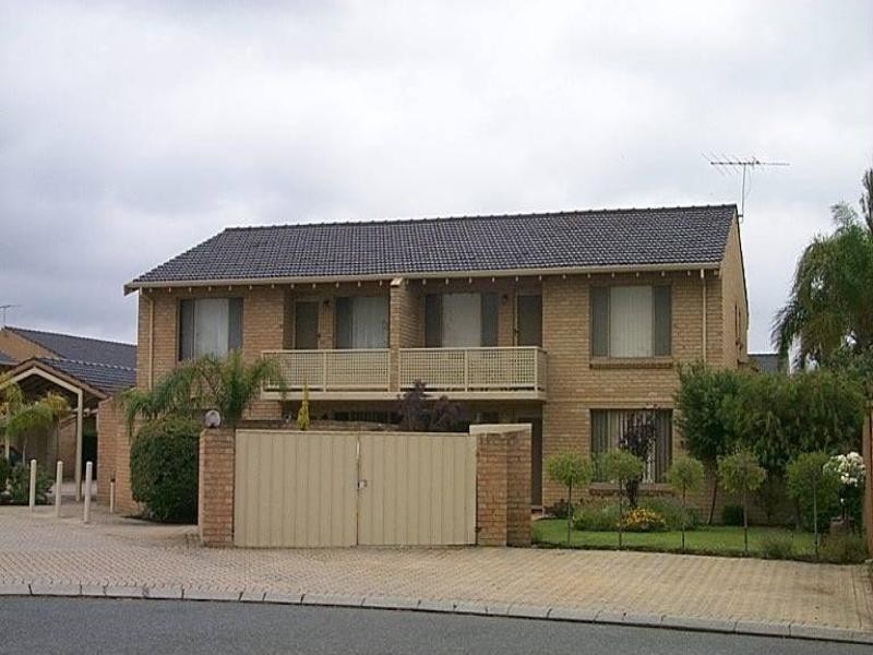 31/5 Waterway Court, Churchlands WA 6018