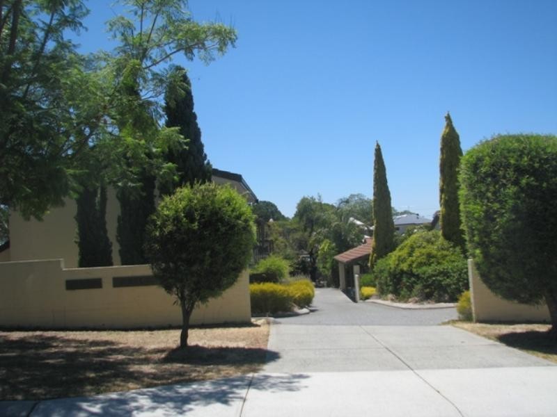 7/98 Moulden Avenue, Yokine WA 6060