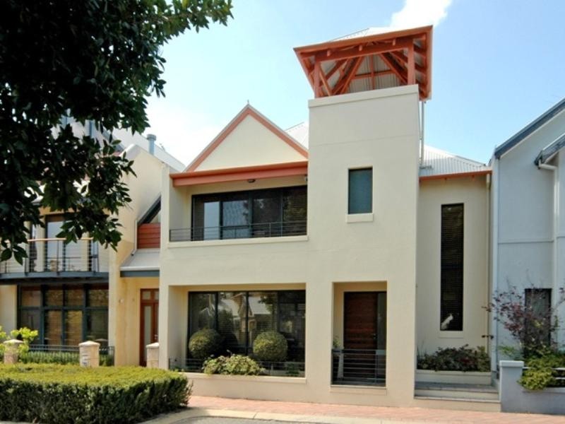 68 Coral Tree Avenue, Subiaco WA 6008