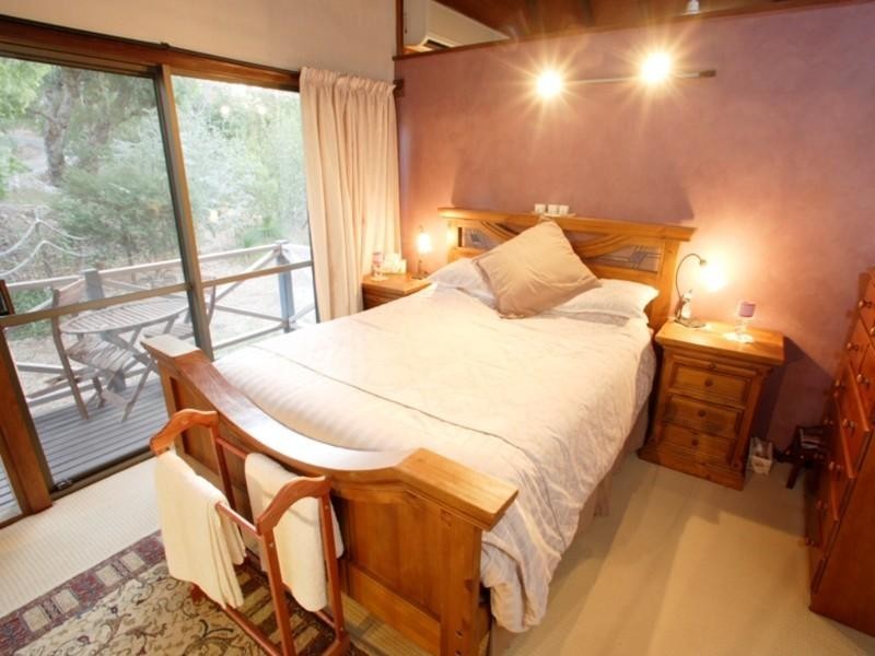 26 Sherborne Road, Gooseberry Hill WA 6076