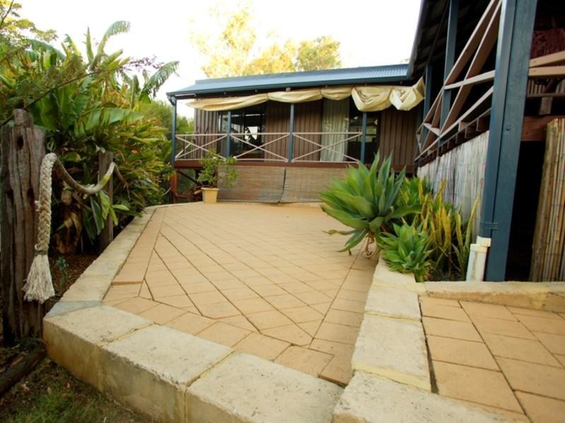 26 Sherborne Road, Gooseberry Hill WA 6076