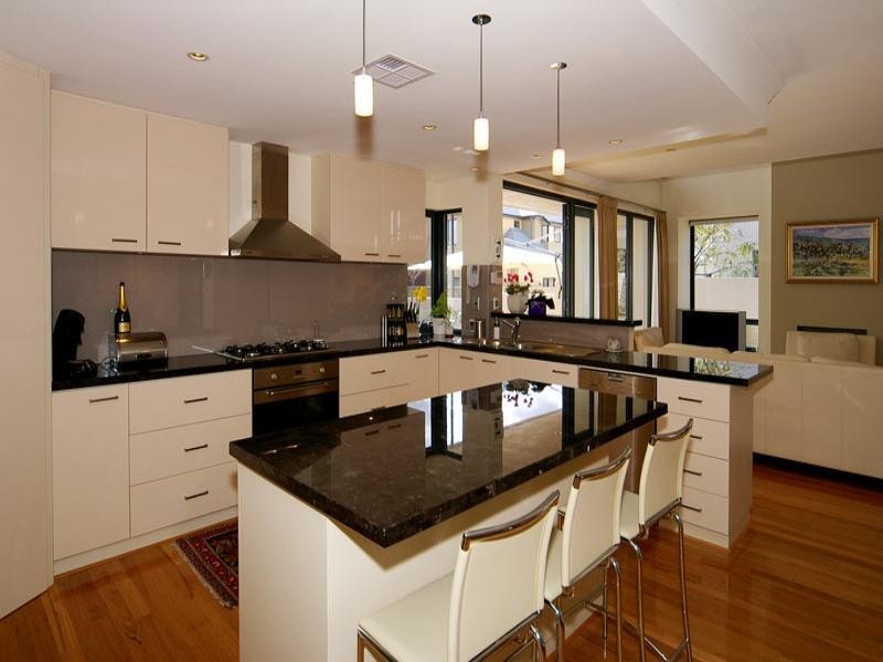 10 Trillo Road, Subiaco WA 6008