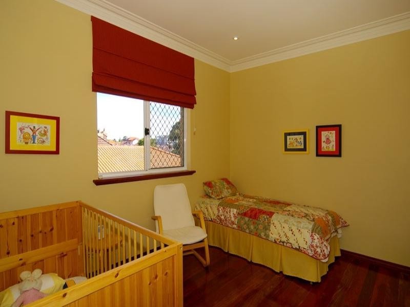 10 Kavanagh Street, West Leederville WA 6007