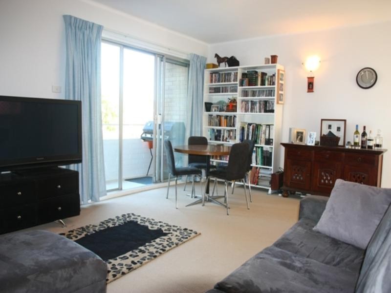 6/71 Golf View Street, Yokine WA 6060