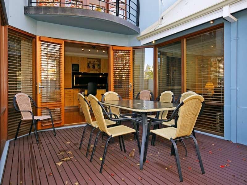 6 Old Jacaranda Way, Subiaco WA 6008