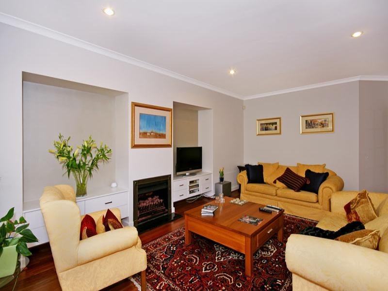 19 Tallow Tree Crescent, Subiaco WA 6008