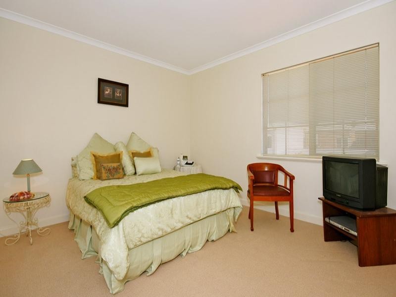 19 Tallow Tree Crescent, Subiaco WA 6008