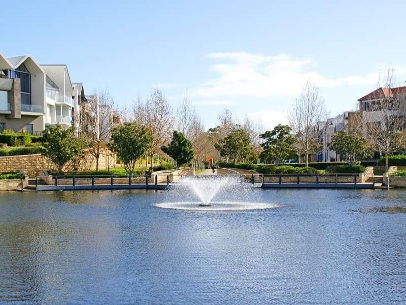 19 Tallow Tree Crescent, Subiaco WA 6008