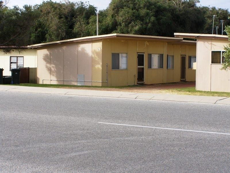 89 Gingin Road, Lancelin WA 6044