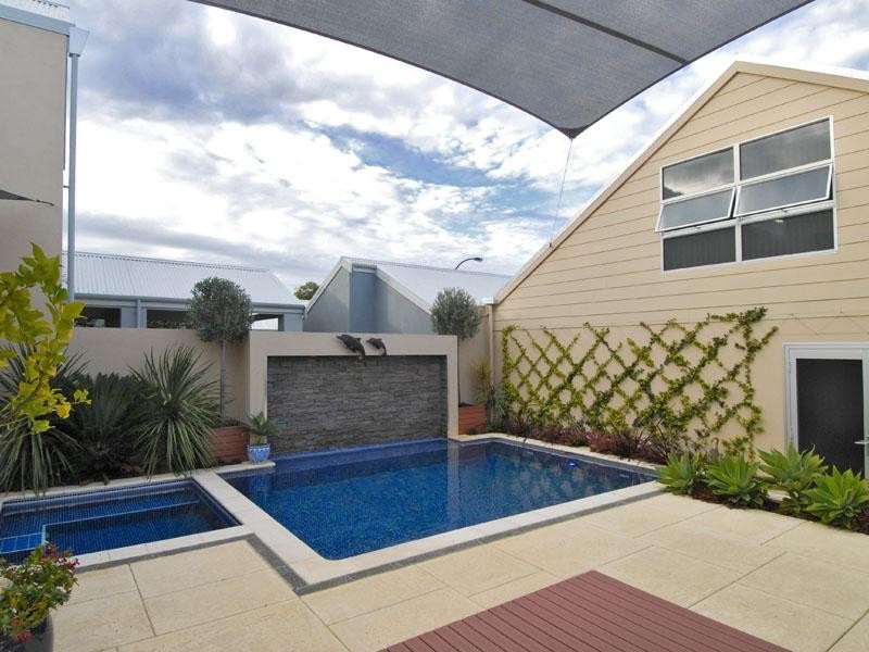 142 Jersey Street, Jolimont WA 6014