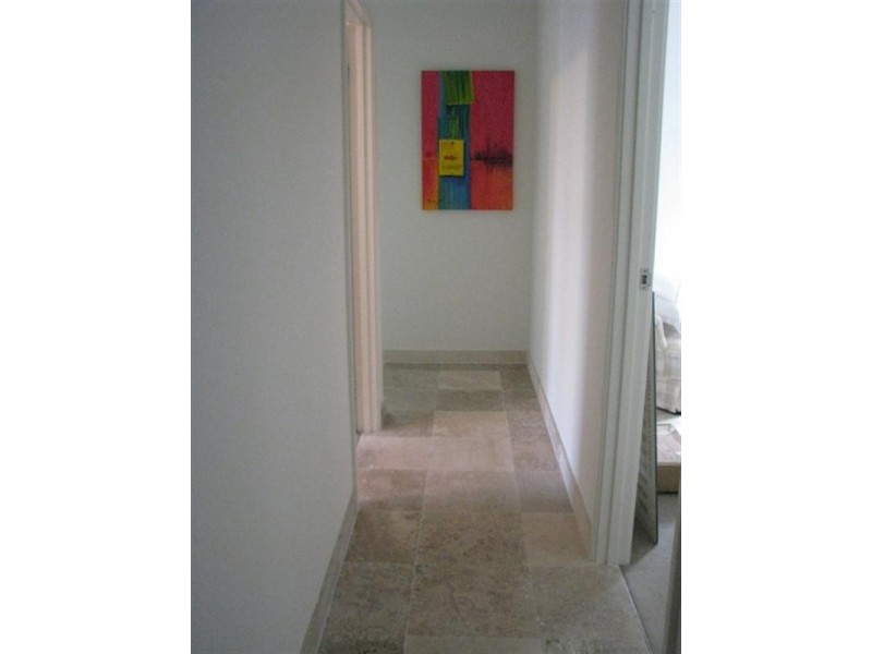 2/68 Servetus Street, Swanbourne WA 6010