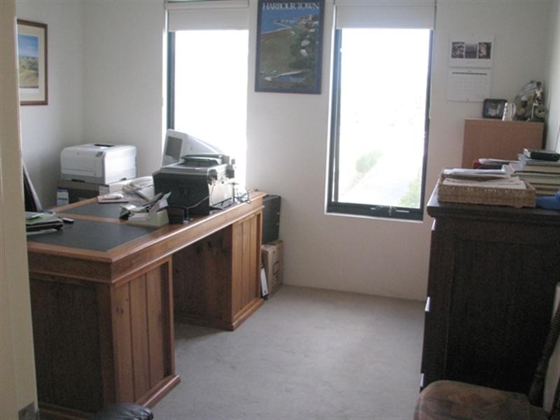 2/68 Servetus Street, Swanbourne WA 6010