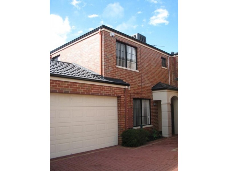 4/34 Pollard Street, Glendalough WA 6016