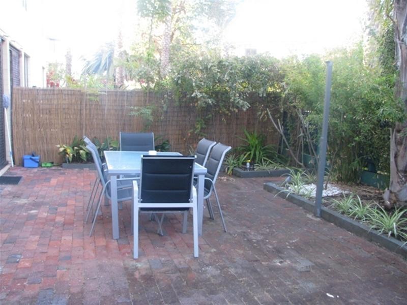 C11/25 Herdsman Parade, Wembley WA 6014