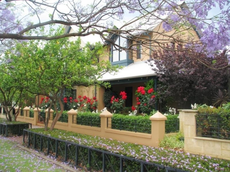 3 Old Jacaranda Way, Subiaco WA 6008