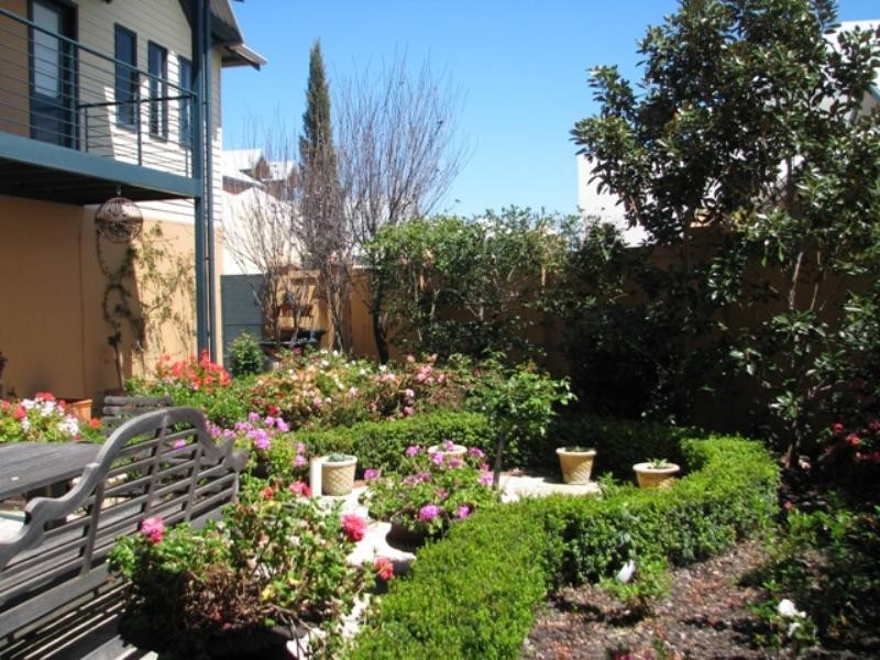 3 Old Jacaranda Way, Subiaco WA 6008
