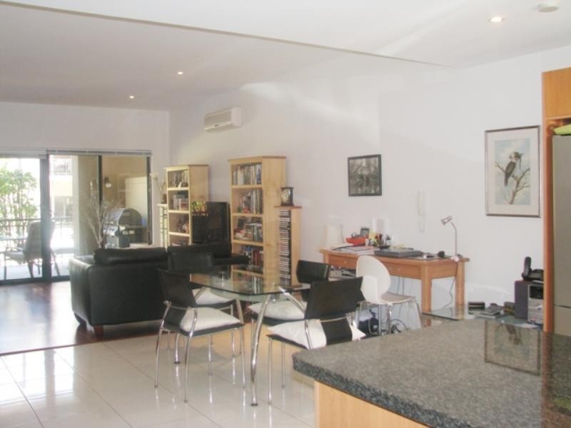 13/1 Roydhouse Street, Subiaco WA 6008