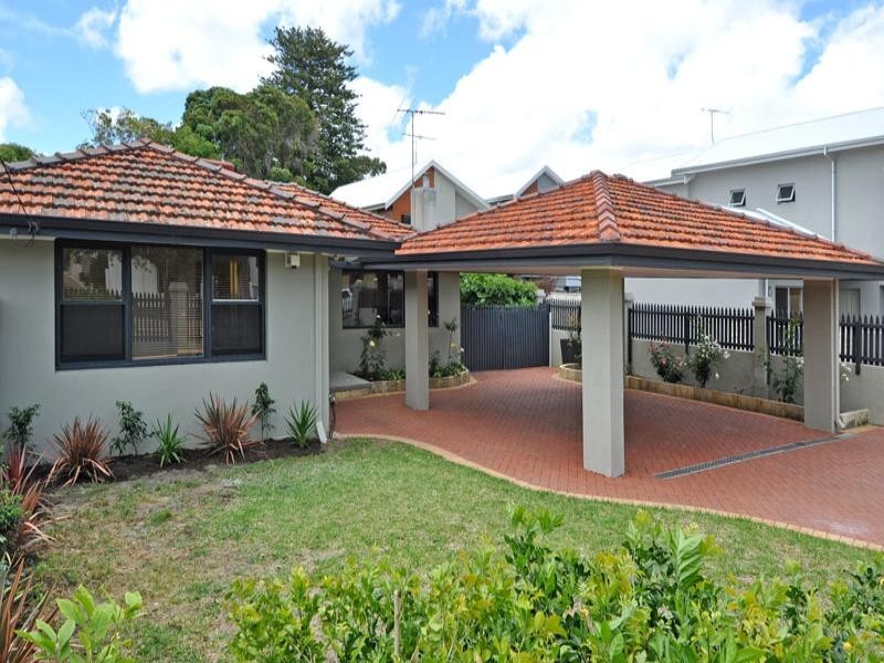 118 Salvado Road, Wembley WA 6014