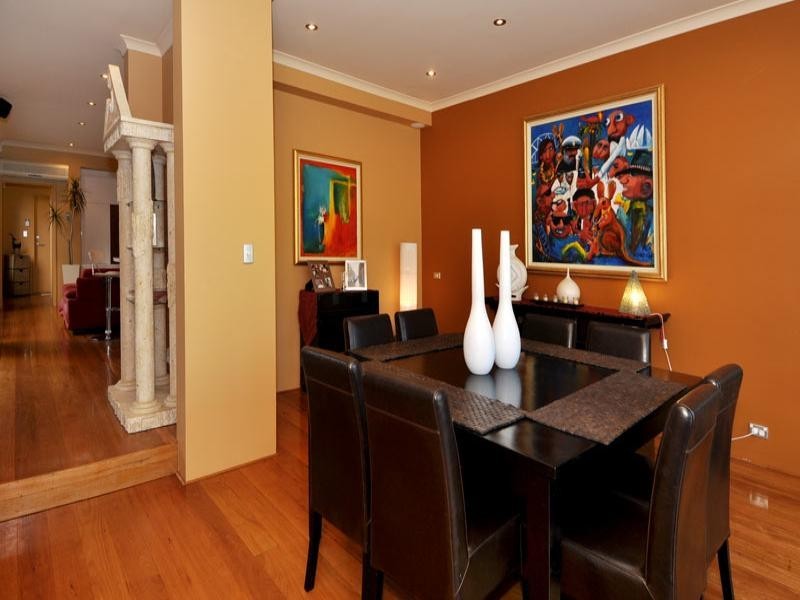 2 Juniper Bank Way, Subiaco WA 6008