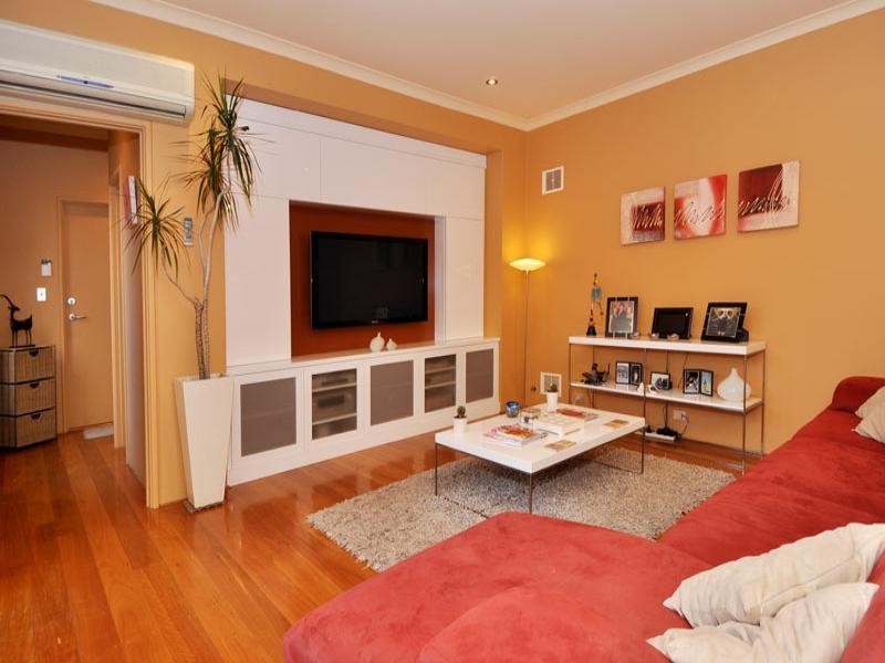 2 Juniper Bank Way, Subiaco WA 6008