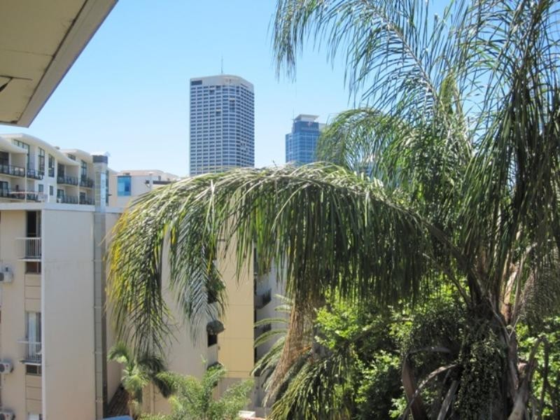 38/132 Mounts Bay Road, Perth WA 6000