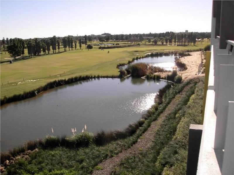 21/39 Bowriver Crescent, Burswood WA 6100