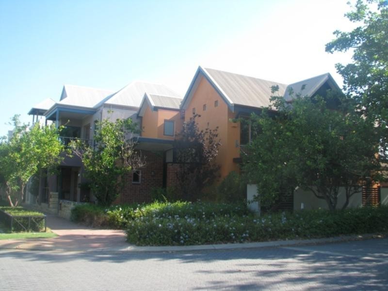 7 Old Jacaranda Way, Subiaco WA 6008