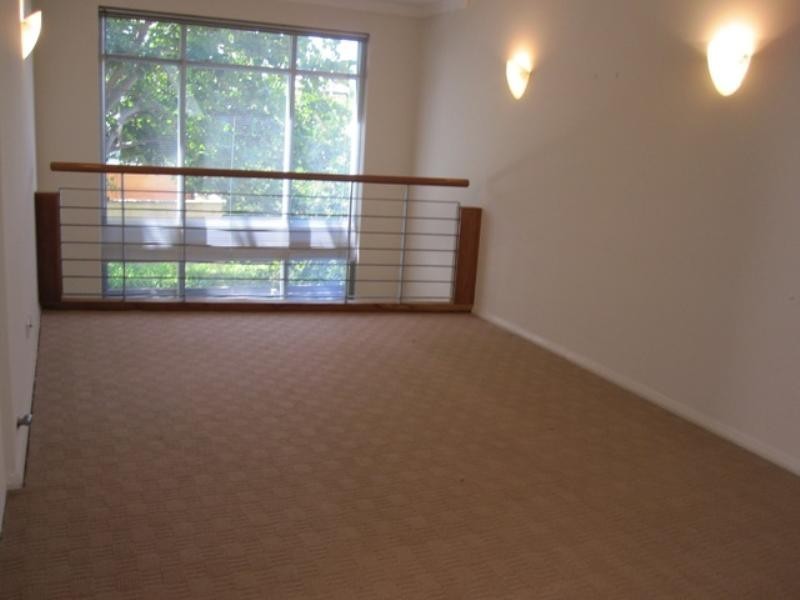 7 Old Jacaranda Way, Subiaco WA 6008