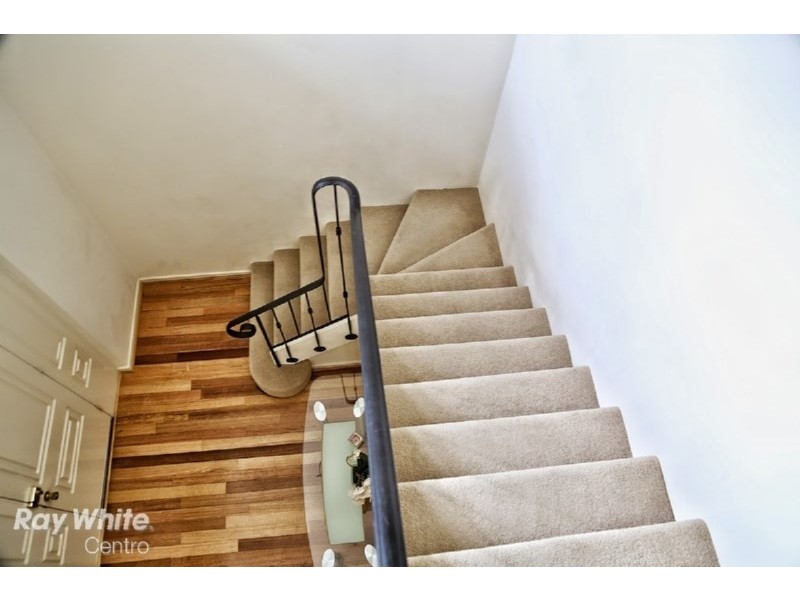 10 Tallow Tree Crescent, Subiaco WA 6008