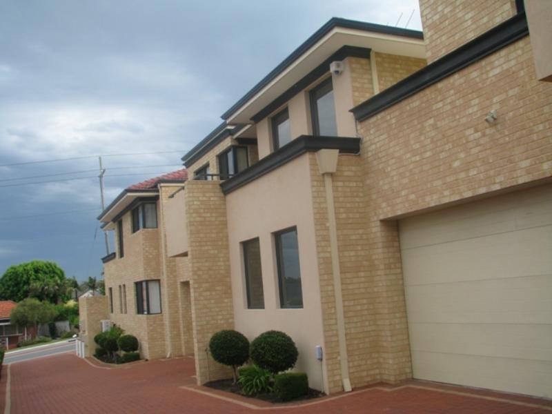 216A Ewen Street, Woodlands WA 6018