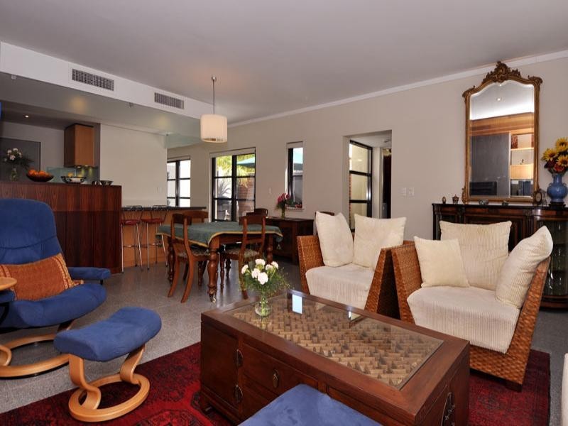 21 Clare Lane, Subiaco WA 6008