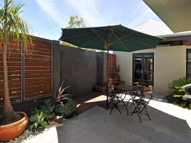 21 Clare Lane, Subiaco WA 6008