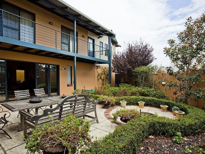 3 Old Jacaranda Way, Subiaco WA 6008