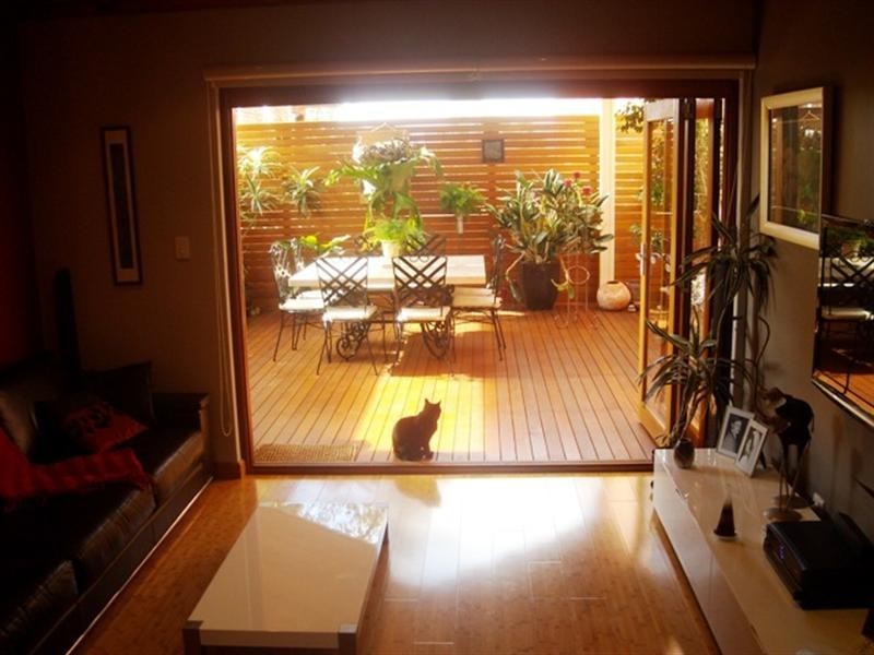 1/2 Nicholson Street, West Leederville WA 6007