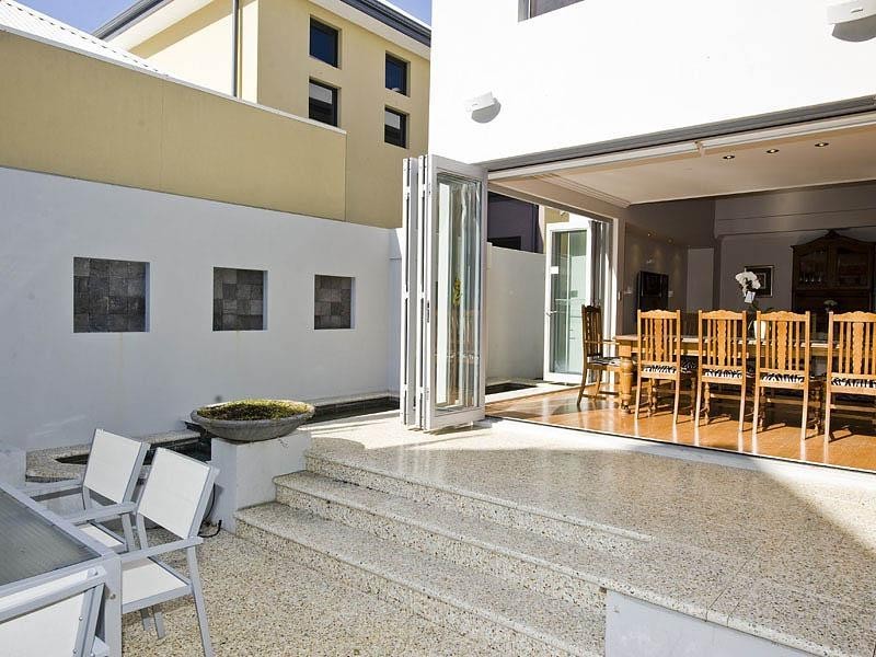 8 Allora Avenue, Subiaco WA 6008