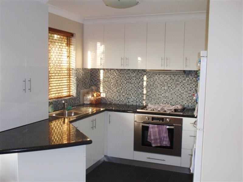 27/7 Waterway Court, Churchlands WA 6018