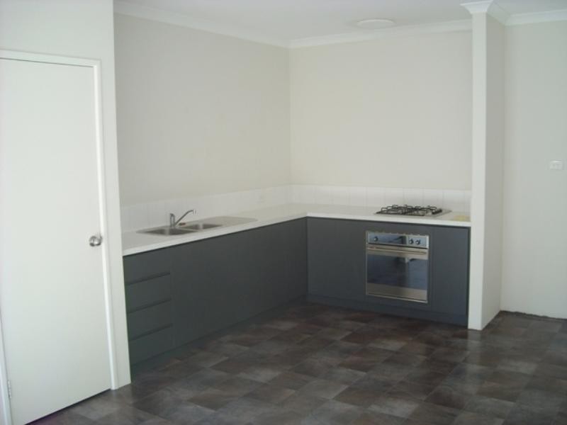 6/29 Leichardt Street, St James WA 6102