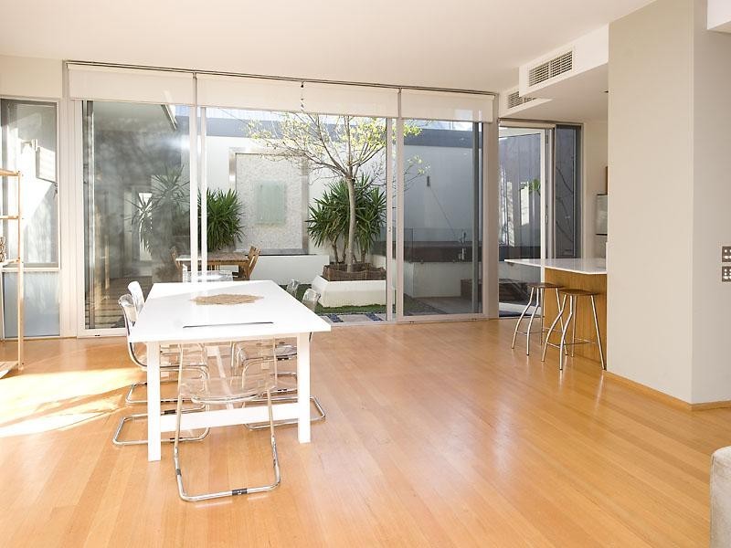 32 Mere View Way, Subiaco WA 6008