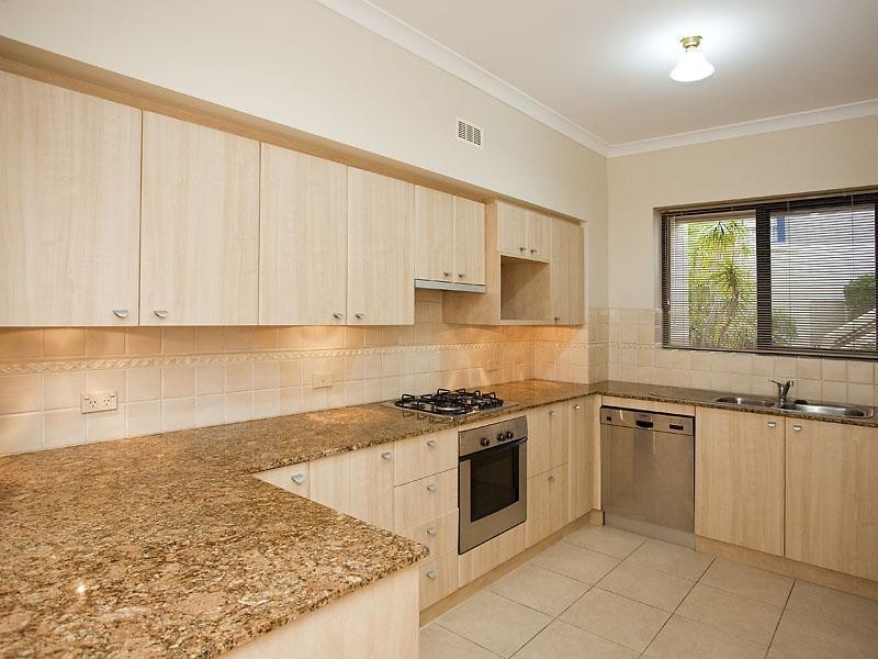 17/1 Brigid Road, Subiaco WA 6008