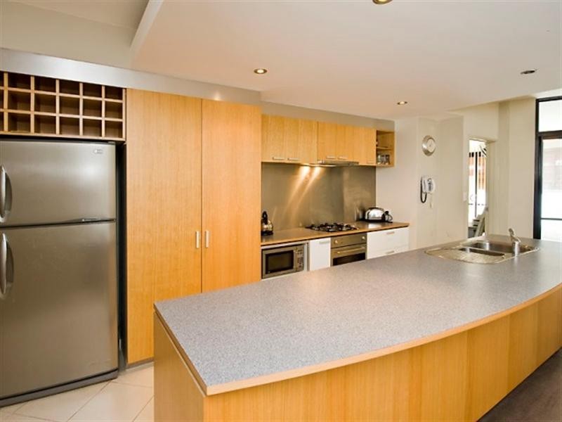 8/591 Hay Street,, Jolimont WA 6014