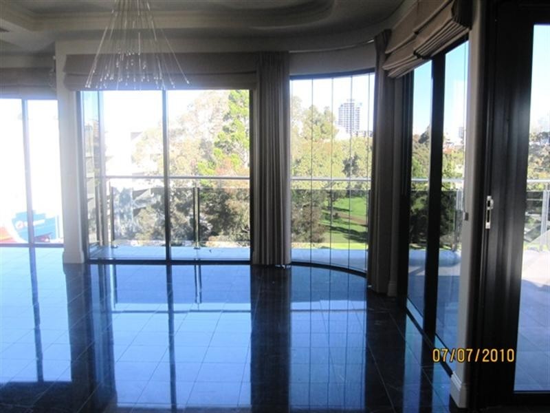 1/74 Wittenoom Street, East Perth WA 6004