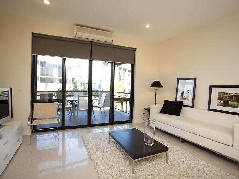 2/424 Roberts Road, Subiaco WA 6008